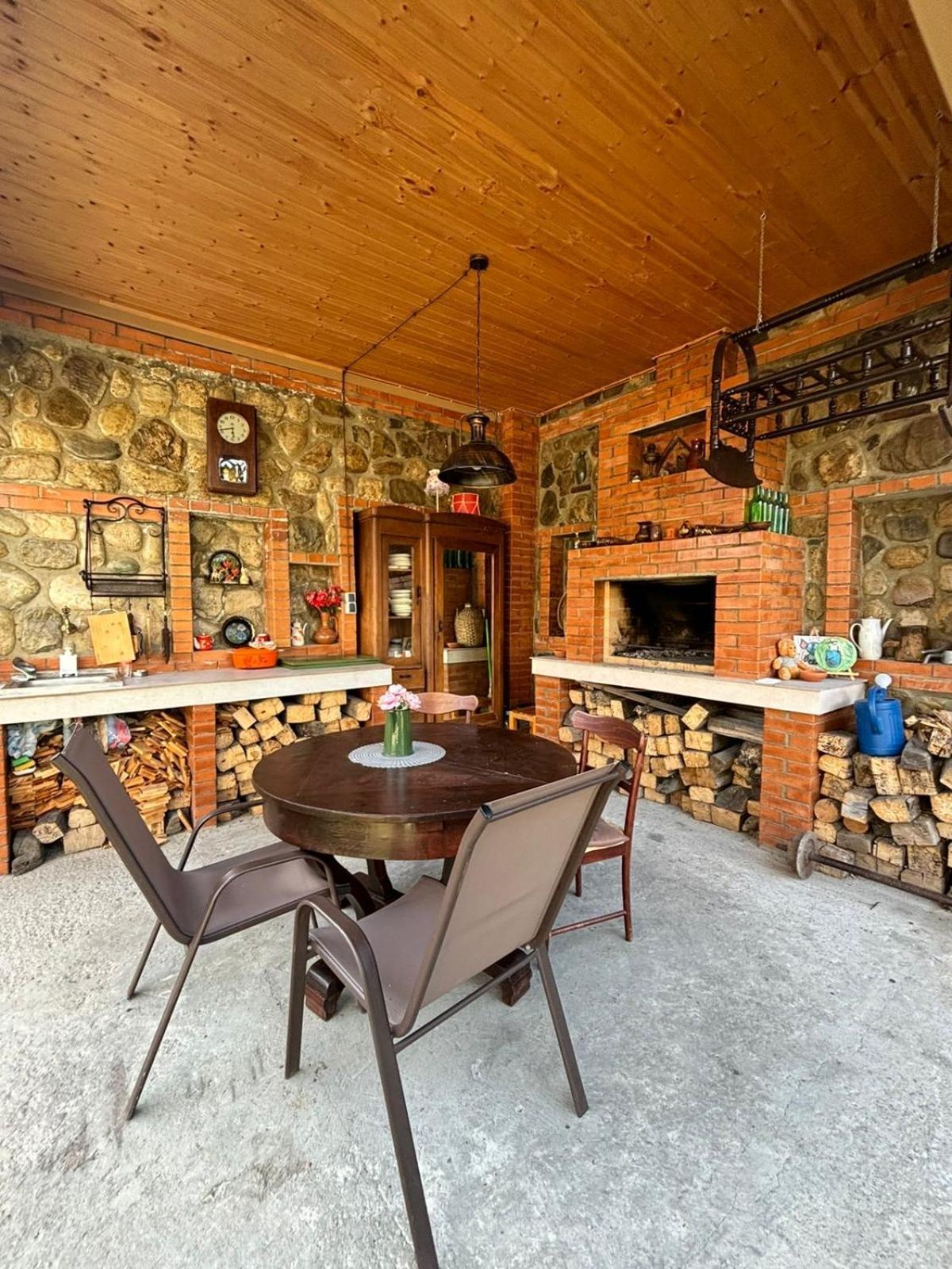 Verona Apartment Dushet'i Εξωτερικό φωτογραφία